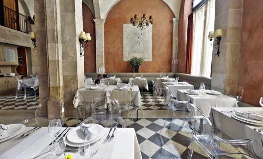 Hotel Duquesa De Cardona