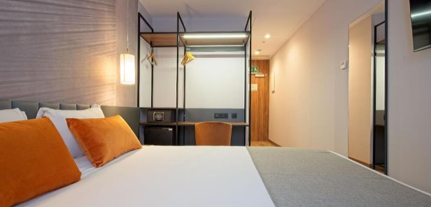 Hotel Dwo Yuste Alcalá