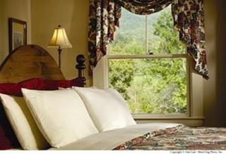Hotel Eagle Mountain House & Golf Club