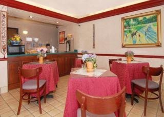 Hotel Econo Lodge