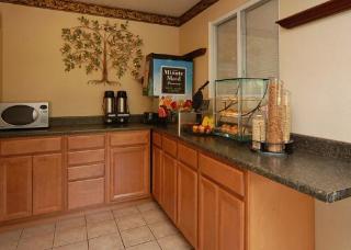 Hotel Econo Lodge
