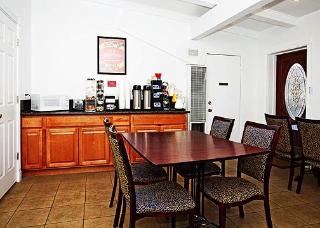 Hotel Econo Lodge