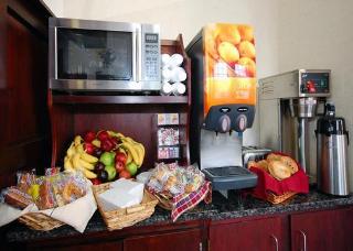 Hotel Econo Lodge Airport