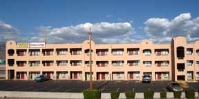 Hotel Econo Lodge East