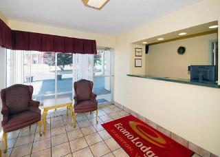 Hotel Econo Lodge East