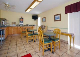 Hotel Econo Lodge East