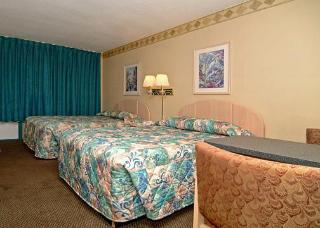 Hotel Econo Lodge  Inn & Suites