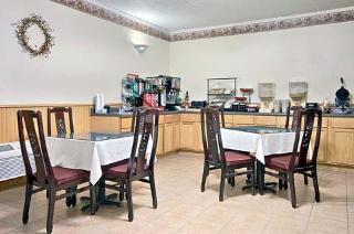 Hotel Econo Lodge Inn & Suites