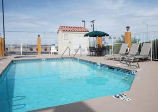 Hotel Econo Lodge Inn & Suites