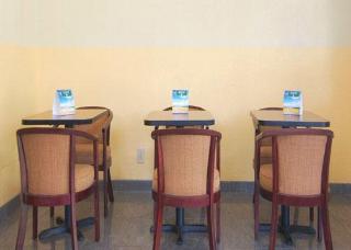 Hotel Econo Lodge Inn & Suites