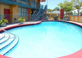 Hotel Econo Lodge Inn & Suites