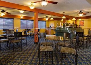 Hotel Econo Lodge Inn & Suites