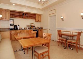 Hotel Econo Lodge Inn & Suites