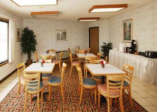 Hotel Econo Lodge  Inn & Suites