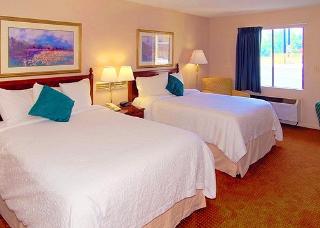 Hotel Econo Lodge Inn & Suites At Ft. Benning
