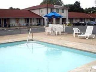 Hotel Econo Lodge  Inn & Suites South