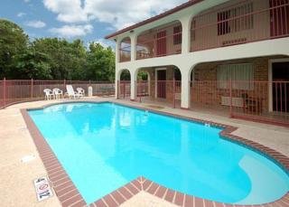 Hotel Econo Lodge Marcos