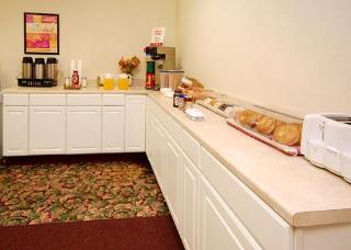 Hotel Econo Lodge Near Stewart International Airport
