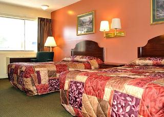 Hotel Econo Lodge North