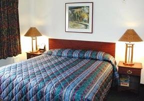 Hotel Econo Lodge North