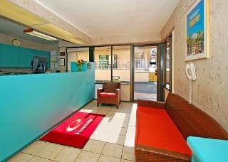 Hotel Econo Lodge North