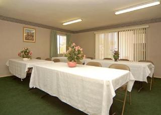 Hotel Econo Lodge South