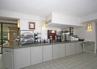 Hotel Econo Lodge South