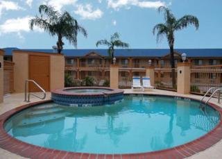 Hotel Econo Lodge & Suites