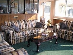 Hotel Econo Lodge & Suites
