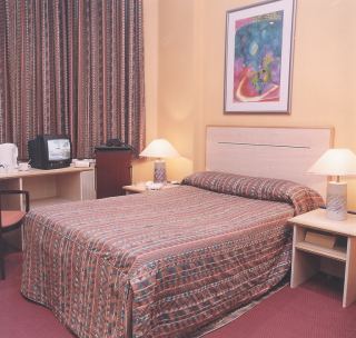 Hotel Eden Plaza