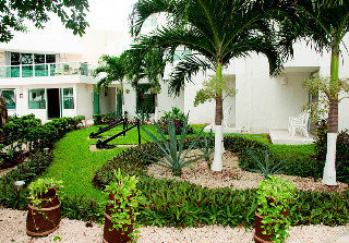 Hotel El Cid La Ceiba Beach