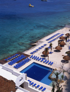 Hotel El Cid La Ceiba Beach