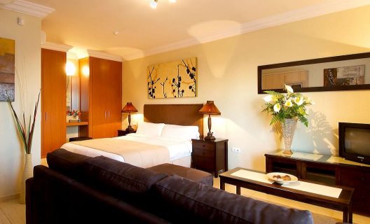Hotel El Oceano Beach