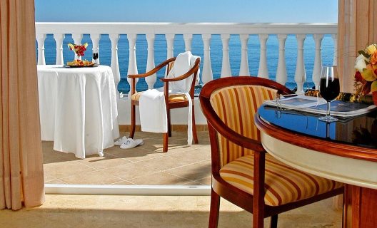 Hotel El Oceano Beach
