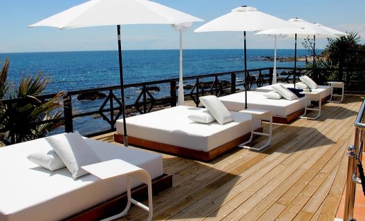 Hotel El Oceano Beach