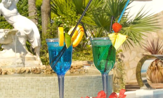 Hotel El Oceano Beach