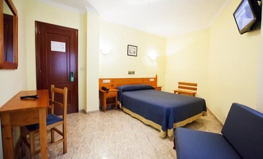 Hotel El Puente