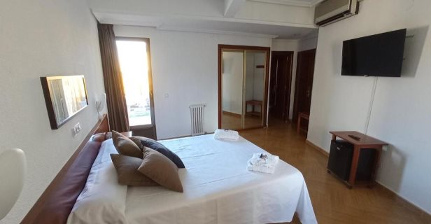 Hotel Ele Acueducto