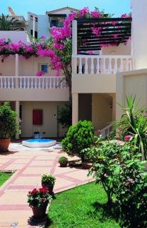 Hotel Elotis Suites