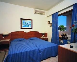 Hotel Elotis Suites