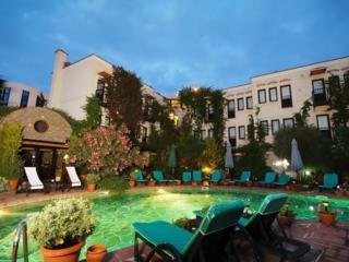 Hotel Elvino