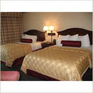 Hotel Embassy Suites