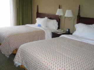 Hotel Embassy Suites