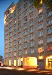 Hotel Embassy Suites Boston Logan Airport