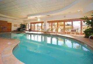 Hotel Embassy Suites Convention Center
