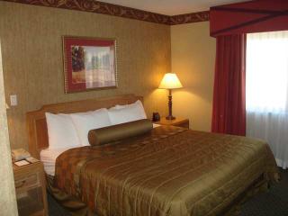 Hotel Embassy Suites Des Moines On The River