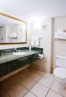Hotel Embassy Suites Detroit-livonia-novi
