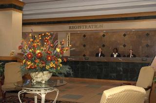 Hotel Embassy Suites Greenville Golf Resort
