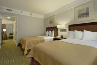Hotel Embassy Suites Irvine