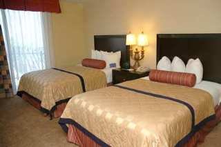 Hotel Embassy Suites Kansas City-plaza
